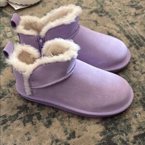 koolaburra Lavender Faux Fur Lined Boots
